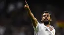 10. Alvaro Arbeloa, usainya yang sudah mencapai 33 tahun sepertinya menjadi alasan utama Zinedine Zidane ingin membuangnya. (AFP/Javier Soriano)