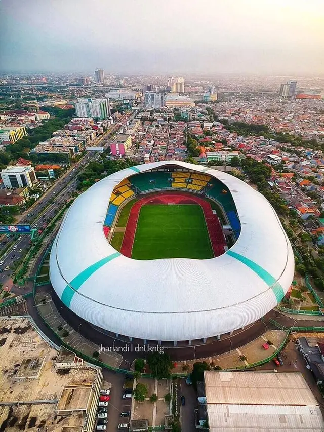 Stadion Patriot Candrabhaga Bekasi (Foto: Google Maps)