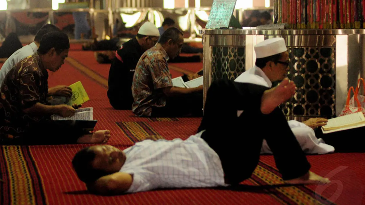 Begini Suasana Masjid Istiqlal Ketika Siang Hari