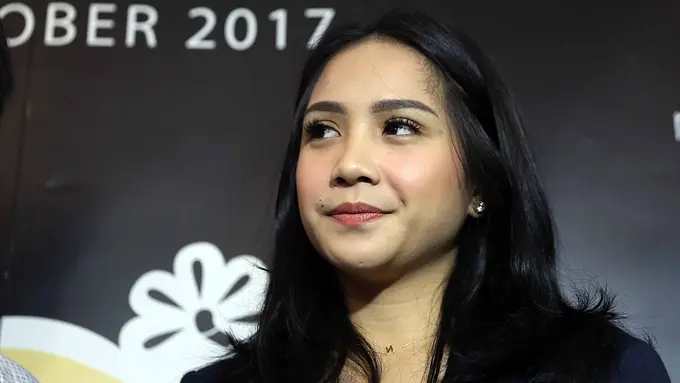 [Bintang] Nagita Slavina