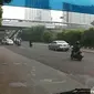 Lalu lintas Jakarta pagi ini terpantau ramai lancar, meski ada penumpukan kendaraan di ruas jalan raya, imbas perbaikan jalan.