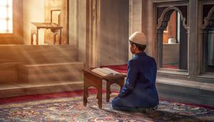 Ilustrasi Ibadah di Malam Nisfu Sya&rsquo;ban Credit: pexels.com/AbdullahGhatasheh