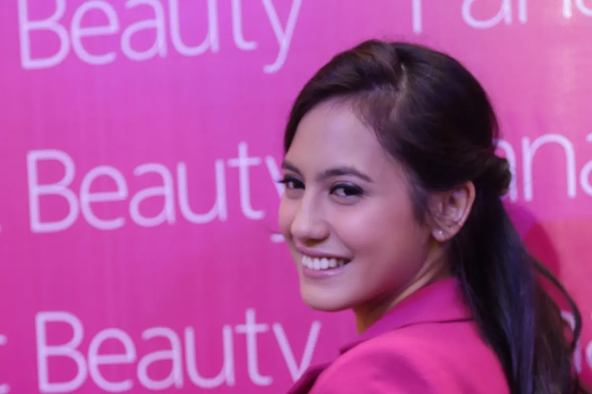 [Bintang] Pevita Pearce
