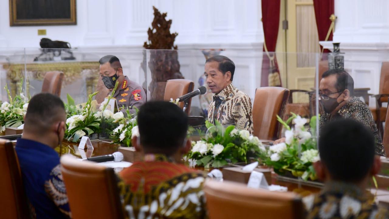 Presiden Jokowi beraudiensi dengan 12 organisasi mahasiswa yang tergabung dalam Kelompok Cipayung Plus, Rabu (23/3/2022).