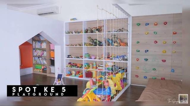 8 Potret Mewah Isi Rumah Baru Teuku Wisnu dan Shireen Sungkar