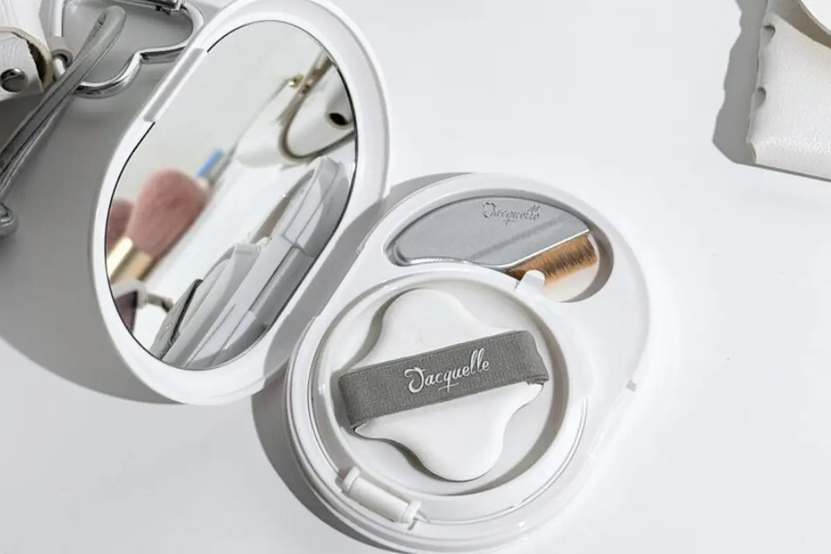 Makeup Flawless Makin Praktis dengan Jacquelle Cushion Tint Hadir yang Punya Formula Skincare-Infused