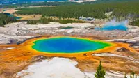 Kedapatan Masak Ayam di Mata Air Panas Taman Nasional Yellowstone, Pria Ini Didenda Rp 8,5 Juta
