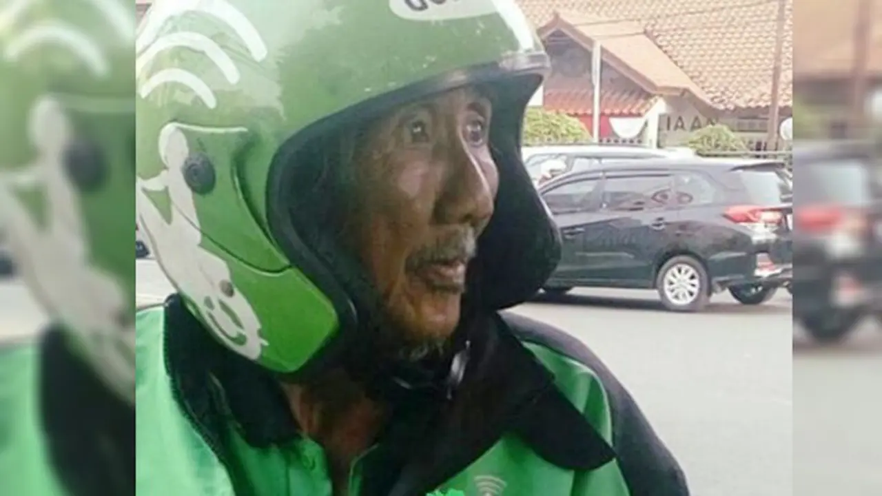 Kisah Pilu Kakek Tukang Ojek Online Gegerkan Media Sosial