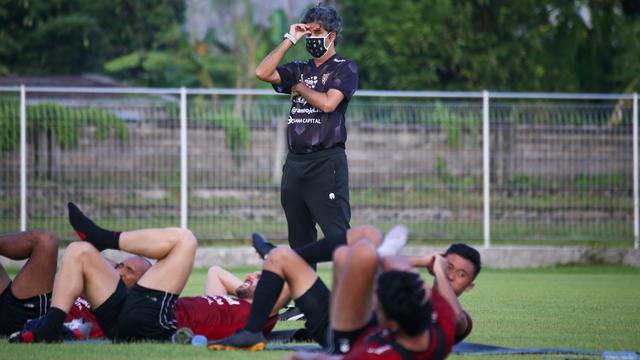 Pelatih Bali United Stefano Teco Cugurra