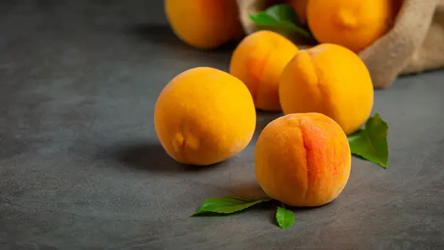 Peaches