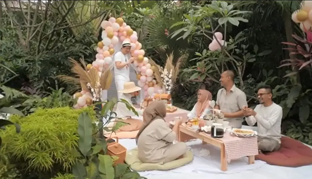 Syahrini Ultah ke-39 (Instagram/princessyahrini)