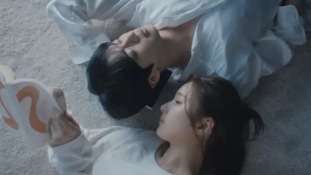 Aktris Shin Se Kyung di video klip Jin BTS. dok. Big Hit