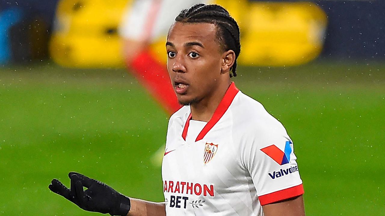 Foto: Manajemen Terlalu Rempong, 4 Pemain Ini Gagal Bermain untuk Klub Baru