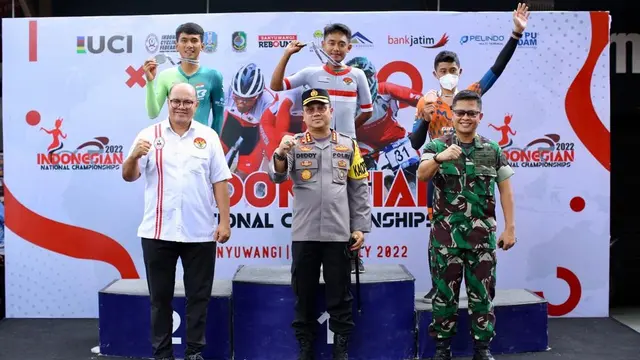 penyerahan medali dalam Kejurnas Championship (INC) 2022 di Banyuwangi (Istimewa)