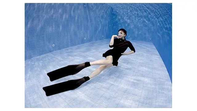 6 Potret Vicky Shu Belajar Free Diving, Pasang Target Meski Miliki Sinus