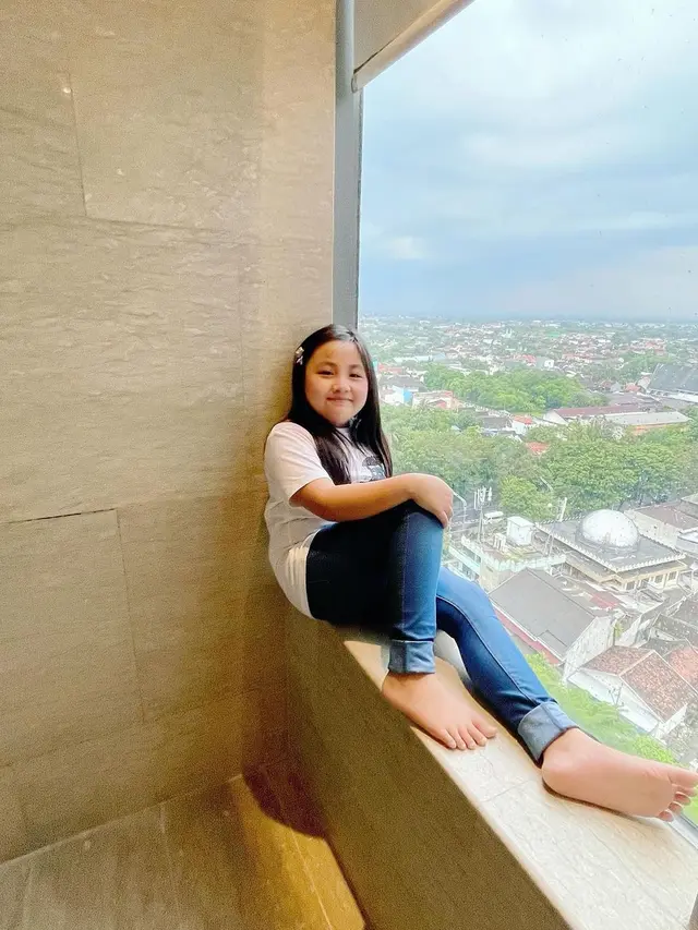 Penyanyi Sydney Amberley. (Foto: Dok Koleksi Pribadi Sydney)