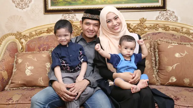 [Bintang] Alyssa Soebandono dan Dude Harlino