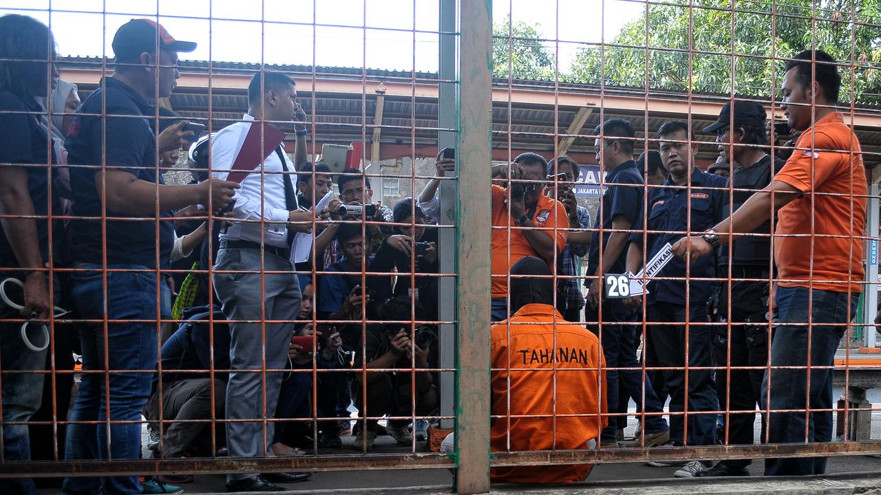 Rekonstruksi Pembunuhan @tataa_chubby, Jalan Tebet-Cawang Macet