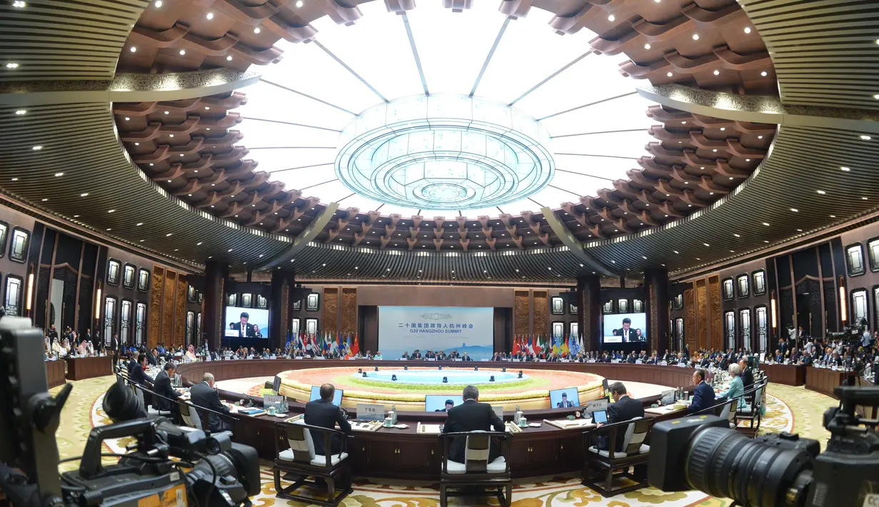 Suasana pembukaan KTT G20 di Hangzhou, Tiongkok (4/9). KTT  G20 digelar di Hangzhou International Expo Center (HIEC) dan direncanakan berlangsung dua hari yakni 4-5 September 2016. (Setpres/Bey Machmudin)