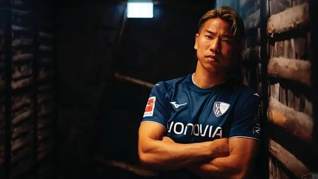 [Fimela] 6 Potret Takuma Asano, Pahlawan Kemenangan Timnas Jepang yang DIsebut Mirip Vicky Prasetyo