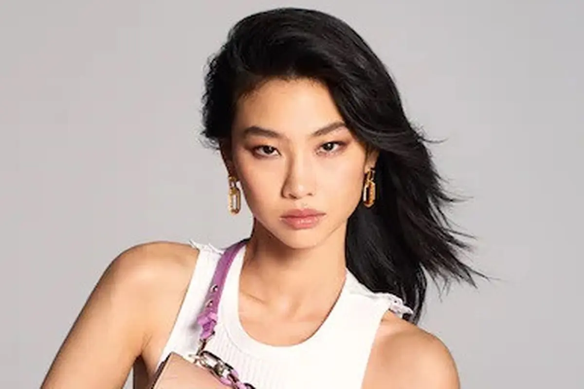 Setelah Suksesan Squid Game, HoYeon Jung Tampil Memukau sebagai Wajah Terbaru Brand Mewah Louis Vuitton untuk Global