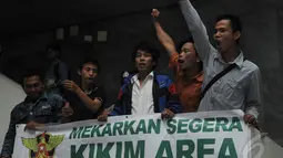 Mereka menuntut Komisi II DPR memekarkan Kikim Area seperti yang telah dijanjikan, Jakarta, Senin (29/9/2014) (Liputan6.com/Herman Zakharia)