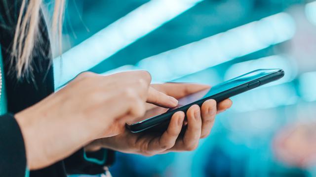 Ilustrasi Radiasi Ponsel