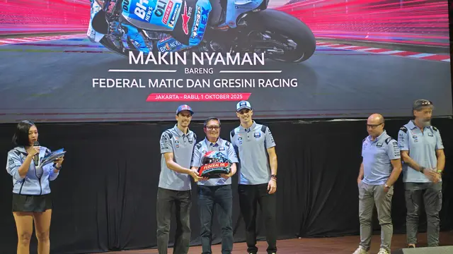 Alex Marquez dan Fermin Aldeguer Sapa Penggemar di Jakarta Jelang MotoGP Indonesia 2025