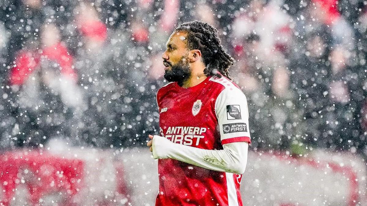 Tertarik Bela Timnas Indonesia, Jairo Riedewald Ternyata Punya Statistik Biasa Saja di Royal Antwerp