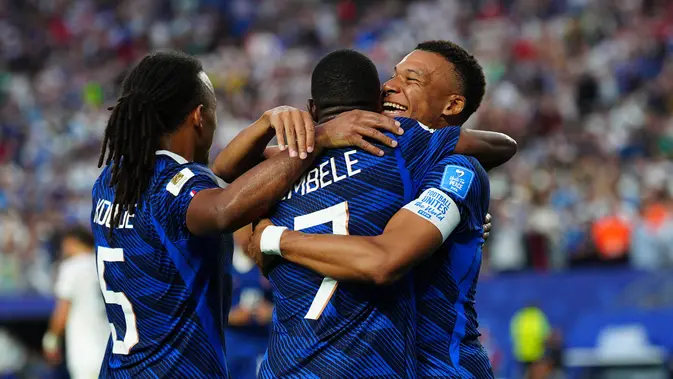 Serangan Prancis Diadu dengan Pertahanan Spanyol