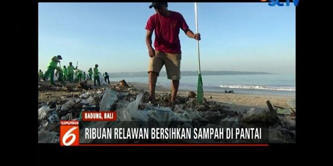 5 Bulan Terakhir Serbuan Sampah Kiriman Penuhi Pantai Selatan Bali