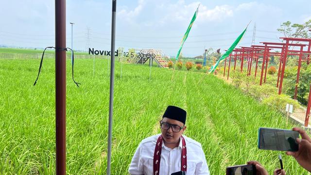 Dukung Ketahanan Pangan, Kaisar Kiasa Kasih Said Putra Inisiasi Pembagian Pupuk dan Pelatihan Gratis untuk Petani