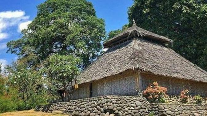 Diguncang Gempa Masjid Berusia 3 Abad Di Lombok Tetap Berdiri Kokoh Lifestyle Fimela Com