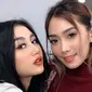 Pamela Safitri dan Oza Kioza Duo Serigala