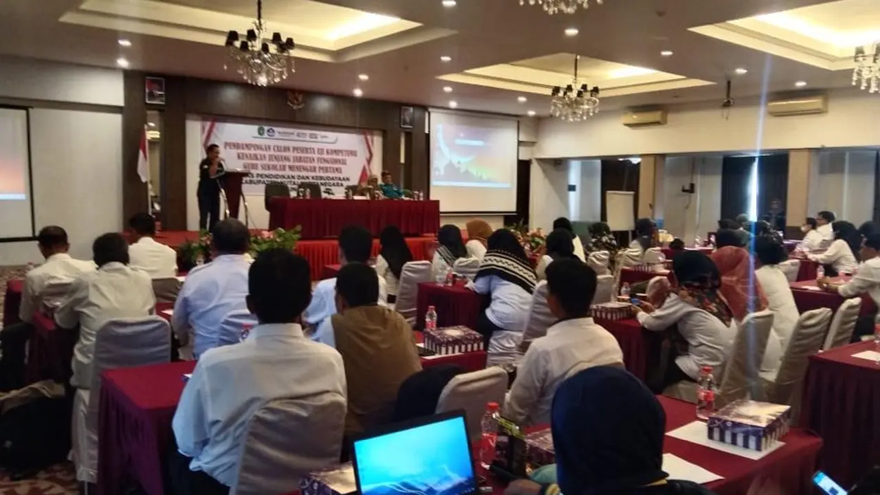 Disdikbud Lakukan Pendampingan Pada 96 Guru SMP yang Akan Ikuti UKKJ