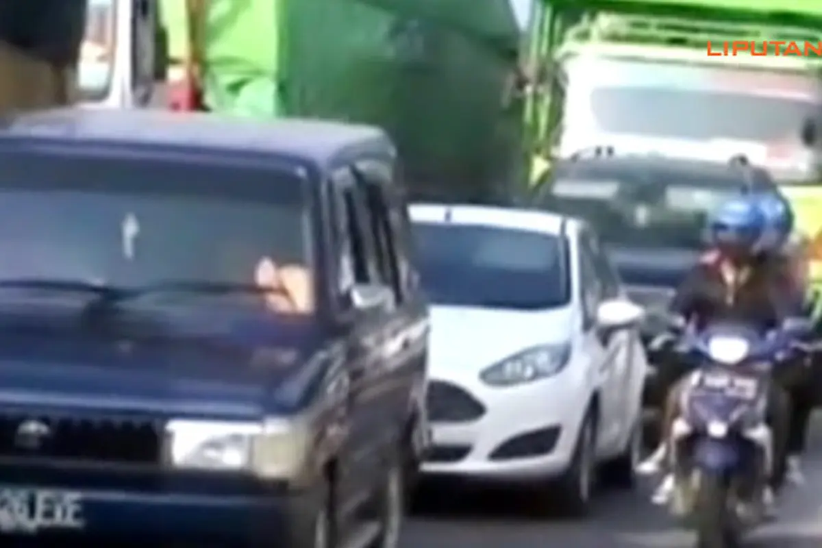 Pantura Macet Liburan