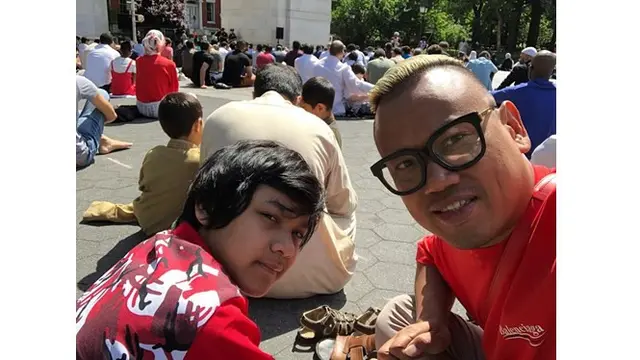 Nino Kuya saat ini berusia 14 tahun, ia juga memiliki style seperti sang ayah.