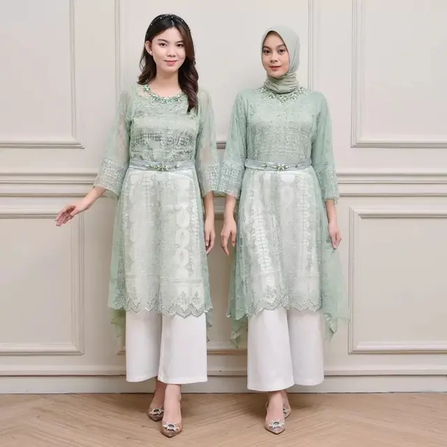 6 Model Dress Brokat Cantik untuk Berbagai Urusan