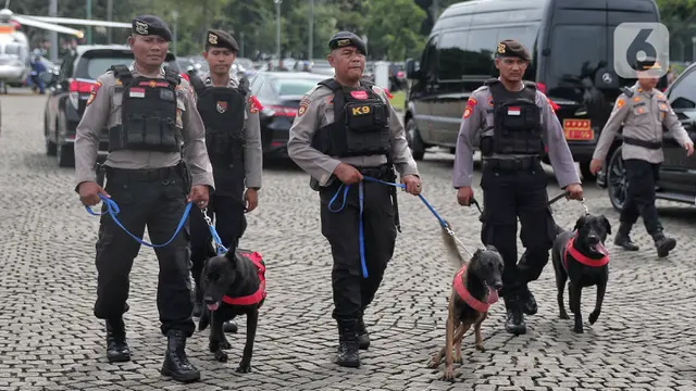 Panglima TNI dan Kapolri Pimpin Apel Operasi Lilin 2022 di Monas