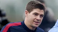 MU Terpuruk, Kapten Liverpool Senang