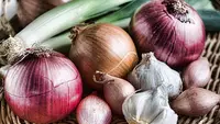 7 Cara Menghilangkan Bau Bawang di Tangan Tanpa Sabun, Manfaaatkan Bahan Rumah
