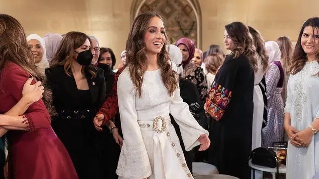 Putri Iman dari Yordania saat pesta henna