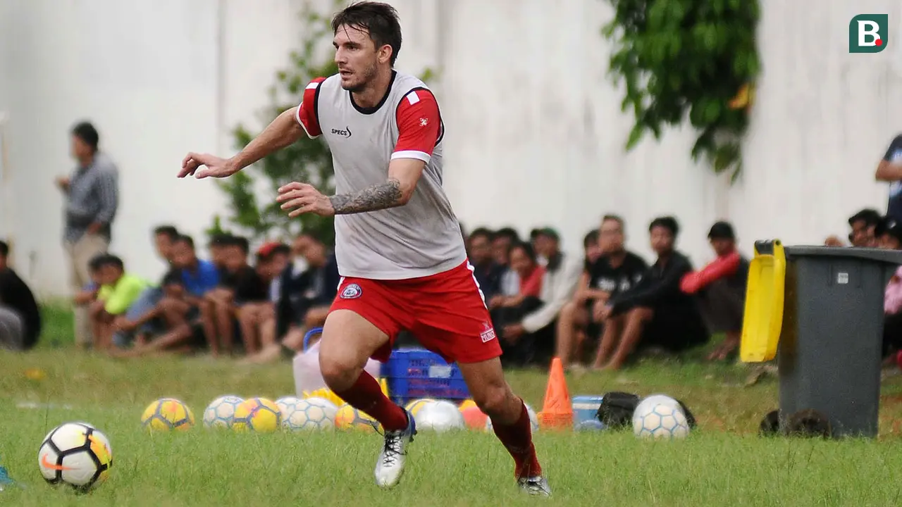 Pavel Smolyachenko (Arema)