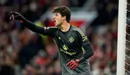 Paul Scholes Pertanyakan Kualitas Senne Lammens di Manchester United