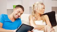 Smartphone Penyebab Utama Retaknya Hubungan Cinta