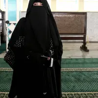 Rumah tangga Caisar dan Indadari tengah diproses di Pengadilan Agama. Kabar terbaru yang beredar, Caisar akan segera di jodohkan oleh pihak keluarganya dnegan wanita lain. Lantas seperti apa komentar istrinya, Indadari. (Adrian Putra/Bintang.com)