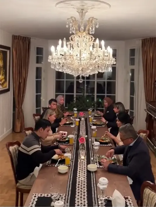 Jordi Onsu dan Dubes Indonesia untuk Belanda (Instagram/jordionsu)