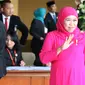 Menteri Sosial Khofifah Indar Parawansa menghadiri sidang tahunan MPR 2017 di Senayan, Jakarta, Rabu (16/8). Sidang tahunan ini dihadiri sejumlah tokoh nasional, menteri kabinet kerja, anggota DPR dan pejabat negara lainnya. (Liputan6.com/Angga Yuniar)
