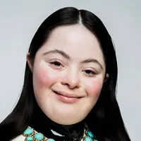 Gucci Beauty memilih seorang model down syndrome untuk membintangi iklan mascara (Foto: instagram/guccibeauty)