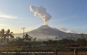 Gunung Lewotobi Laki-Laki Bergejolak, Alami 2 Kali Erupsi Jumat Pagi